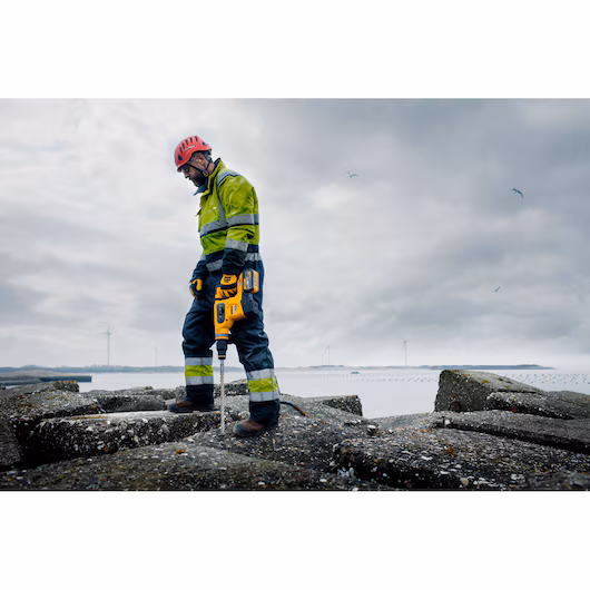 DeWALT DCH481N-XJ SDS MAX Hammer Drill
