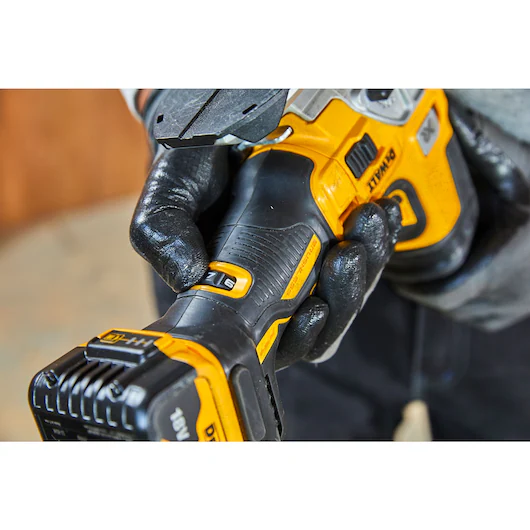 DeWALT DCS335N-XJ Palm Jigsaw 18V Brushless Body Only