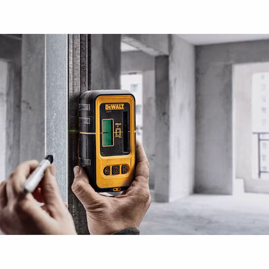 DeWALT DE0892G-XJ Detector for GREEN Laser Line Levels - Tool Equip