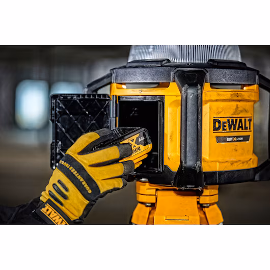 DeWALT DCL074-XJ Area Site Light 5000 lumens Tool Connect