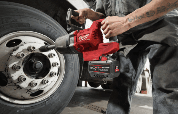 Milwaukee M18fb12 18volt Forge 12amp Lion battery - Image 5