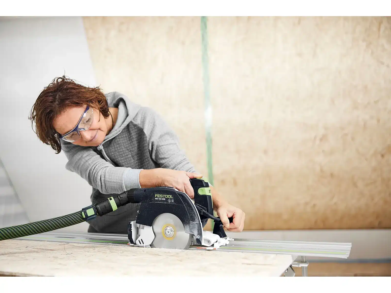 Festool 578704 18volt Cordless Circular Saw with 420mm guide rail