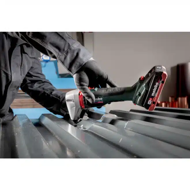 Metabo 601614840 18volt Nibbler 1.6mm NIV18LTX Body only - Image 3